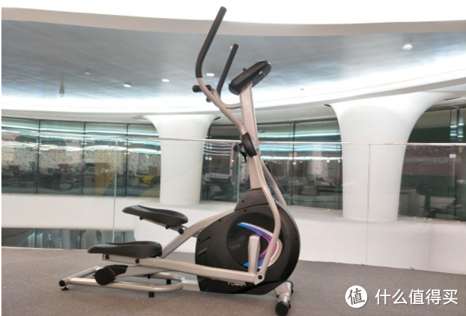 揭秘适合老年人的健身器材第一弹 — 椭圆机档次大分类